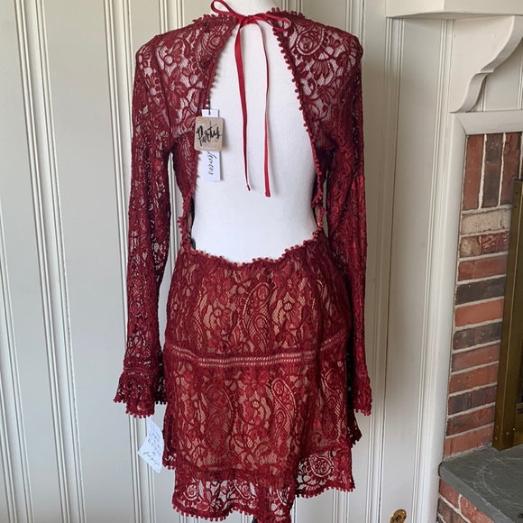 For Love & Lemons Lace Dress Size L Burgundy NWT - Picture 2 of 11